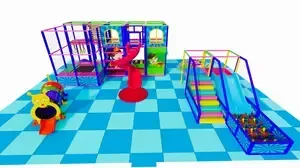 Interiérové ihrisko s trampolínou, šmýkačkami a loptičkovým bazénom