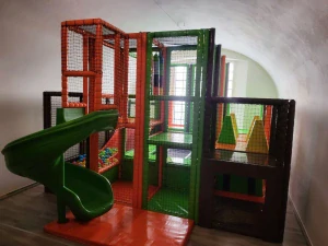 Hravé detské centrum s kaviarňou v Martine