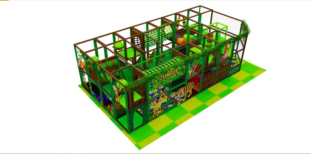 Ihrisko v motíve džungle s toboganom, dvojitou šmýkačkou a trampolínou