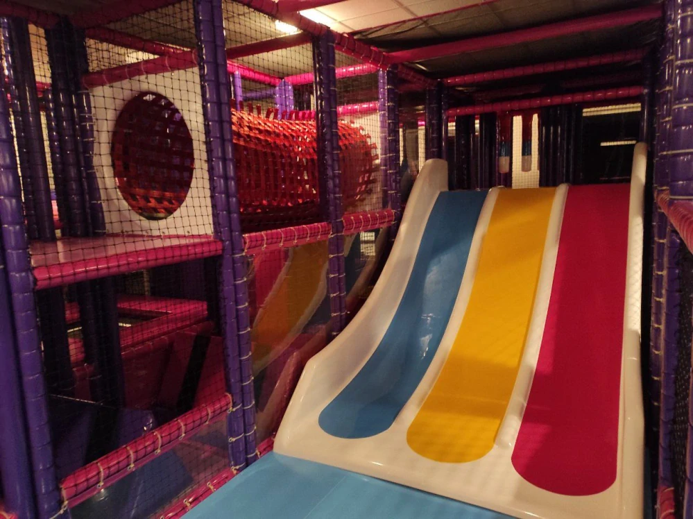 Detské ihrisko pre rodiny v turistickej lokalite v Novom Smokovci