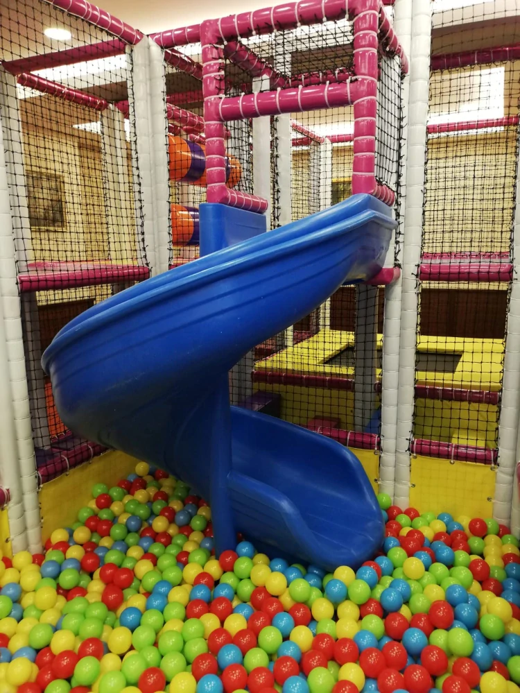 Detské centrum s herňou a kaviarňou v Lučenci