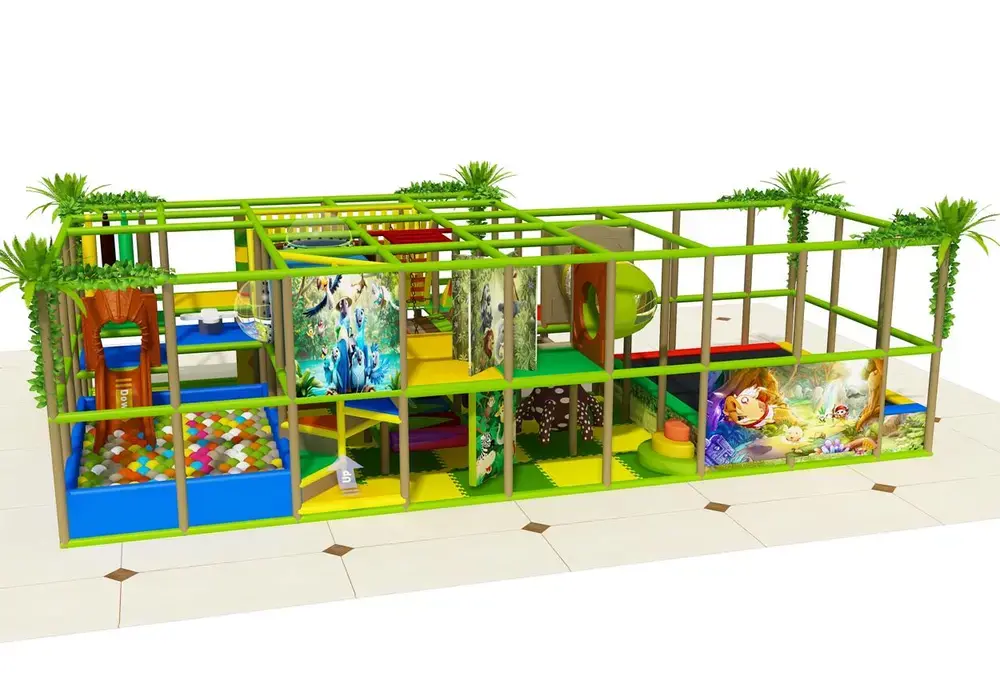 Interiérové detské ihrisko v jungle dizajne s trampolínou pre komerčné priestory